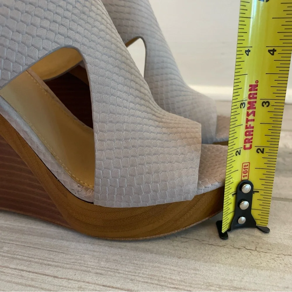 Michael Kors Josephine Snakeskin Embossed Wedge Open Toe Heels Sandals Size 6 - Picture 4 of 11